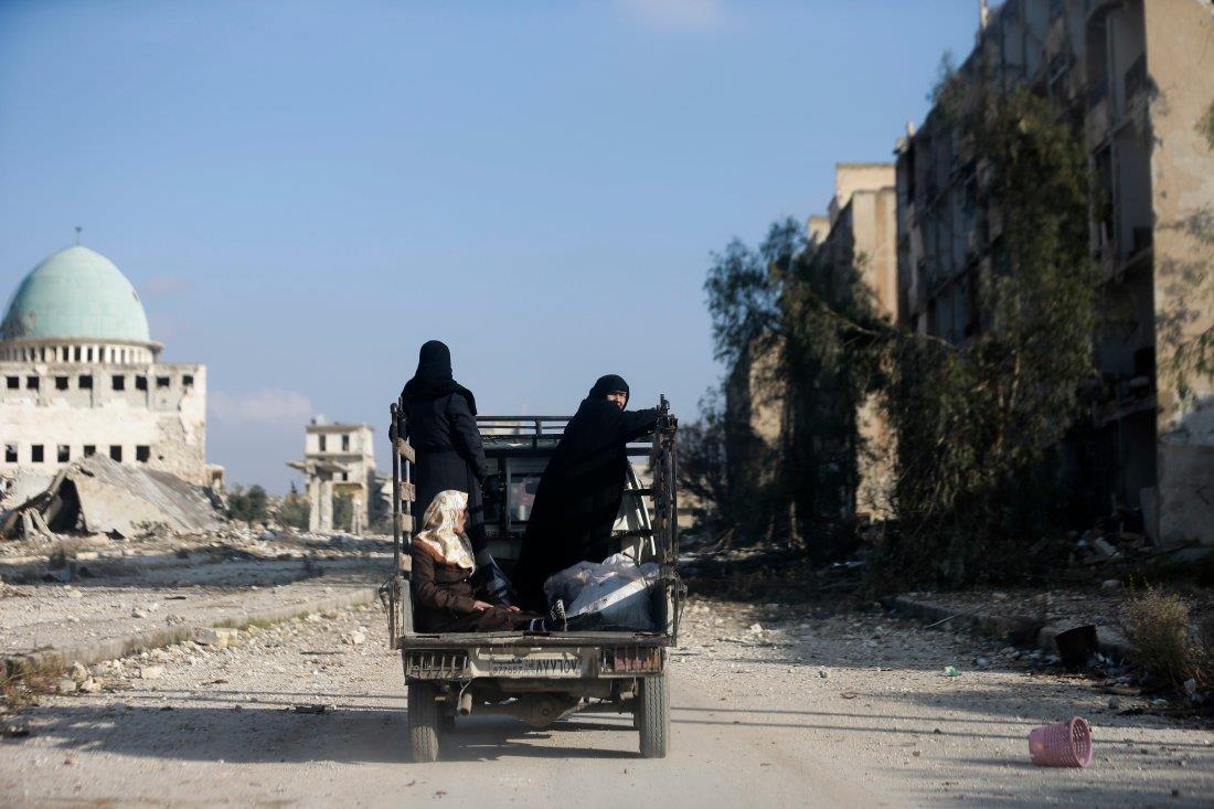 سوريون بعد العودة إلى حلب: خسرنا كل شيء 