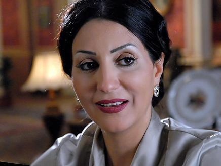 الفنانة وفاء عامر