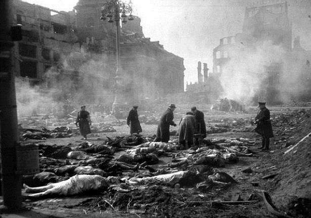 قصف درسدن.. جريمة الحلفاء التي أشعلت الحرب الباردة