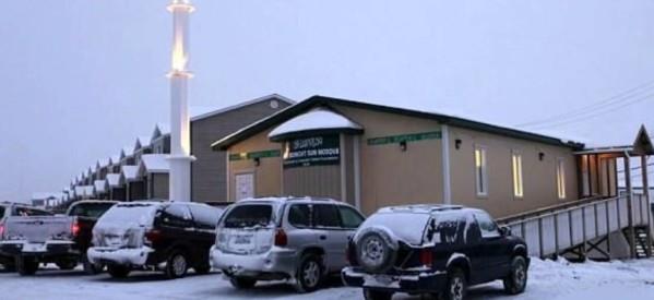 افتتاح أول مسجد في مدينة إكالويت الكندية