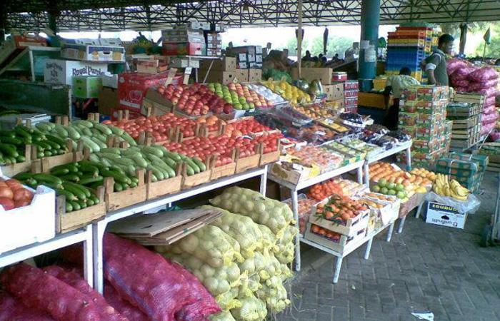 أسعار الخضر والفاكهة والأسماك