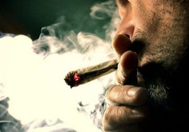 دراسة جديدة : هل توجد علاقة بين التدخين والسعادة؟