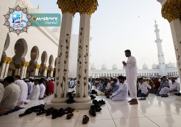هل تقبل الصلاة عند إدراك الإمام في التشهد الأخير؟