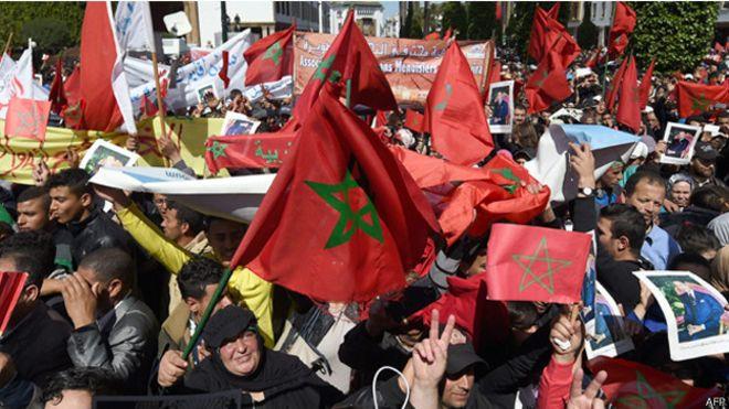 تقول الحكومة المغربية إن عدد المتظاهرين بلغ 3 ملاي