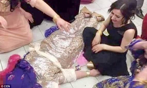 بعد رفض الزواج من ابن عمها.. قتلها في حفل زفاف