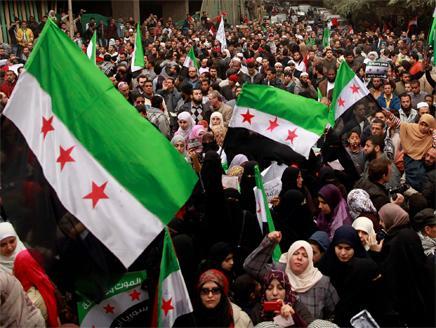 "الشعب يريد إسقاط النظام" مظاهرة تضع نظام الأسد في