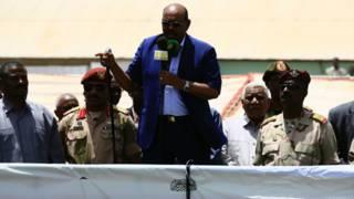 الرئيس السوداني حسن البشير أكد أن الأوضاع مستقرة ب