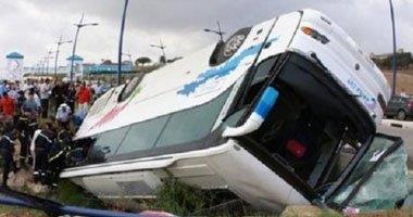 إصابة 19 سائحًا في حادث تصادم بطريق "الزعفرانة ـ ر