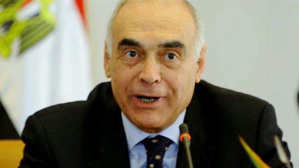 سفير مصر لدي العراق السفير أحمد درويش