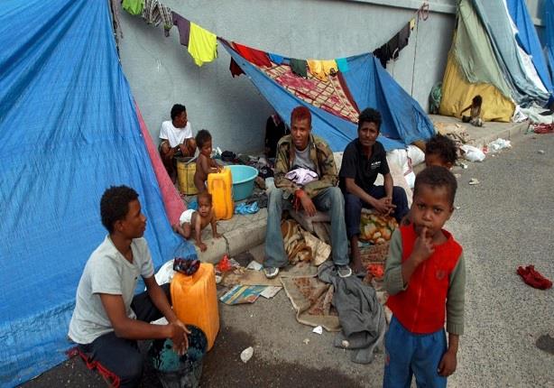 اليمن تبحث سبل تقديم مساعدات للنازحين واللاجئين