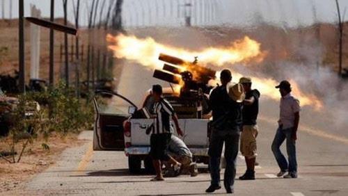 اشتباكات بين الجيش الليبي وتنظيم داعش