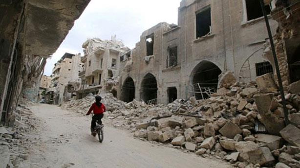  دمار كبير ومعاناة قاسية يعيشها سكان حلب بسبب التو