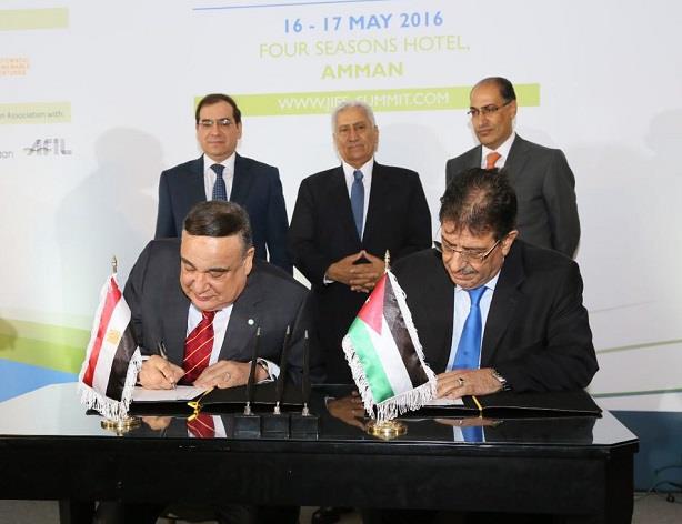 رئيس الوزراء الاردنى و وزيرى  البترول المصرى و الا
