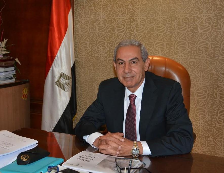 طارق قابيل وزير الصناعة والتجارة