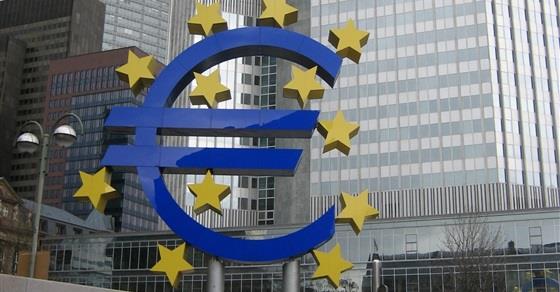 البنك الإوروبي يعرض على مجلس الوزراء ضخ استثمارات 