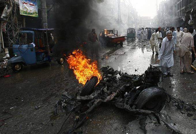 أرشيفية - انفجارين في بيشاور