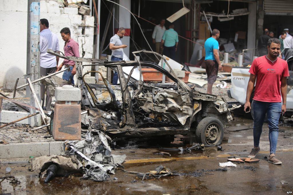 مقتل واصابة 30  في تفجير انتحاري شمال بغداد 