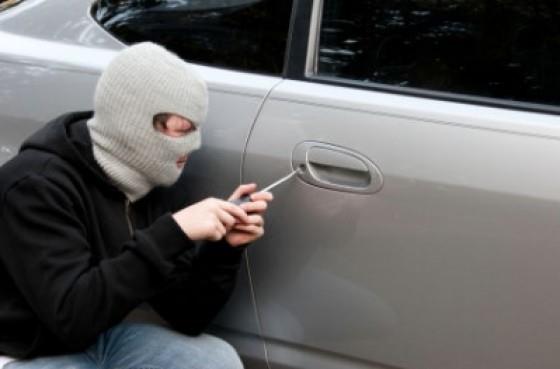 ارشيفية-عصابة سرقة السيارات