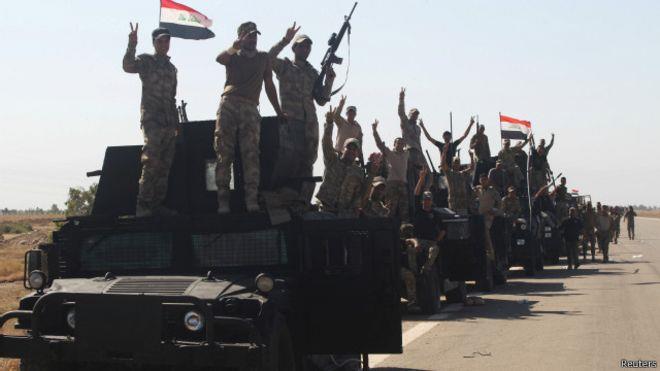 قوات عراقية بالقرب من الفلوجة