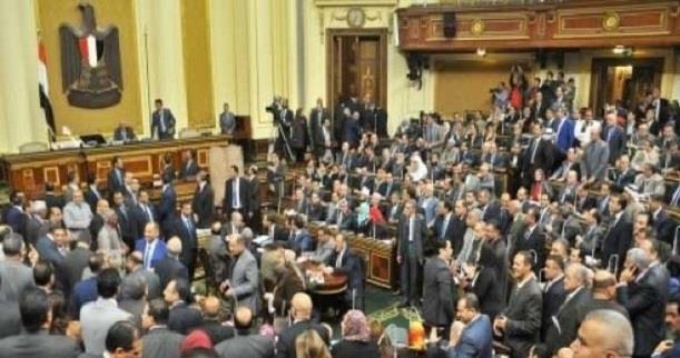 نواب يطالبون بإقالة وزيري التموين والزراعة