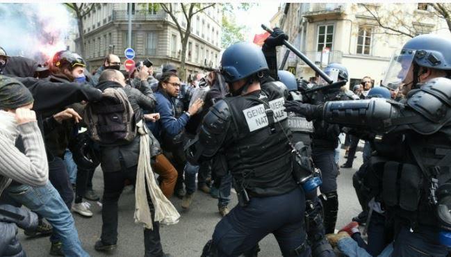 الاحتجاجات العمالية بفرنسا