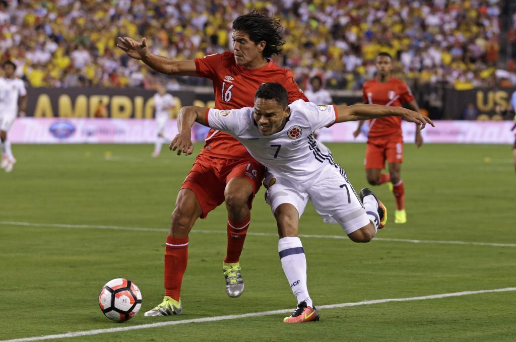 مباراة كولومبيا وبيرو 