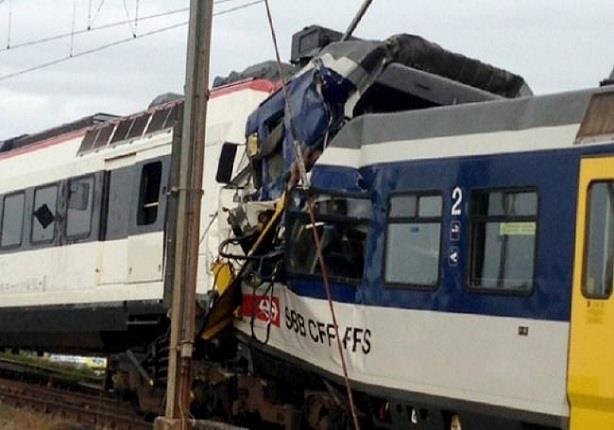 إصابة أكثر من 100 شخص في حادث اصطدام قطارين بجنوب 