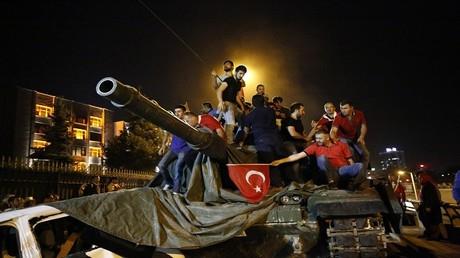 الانقلاب العسكرى فى تركيا