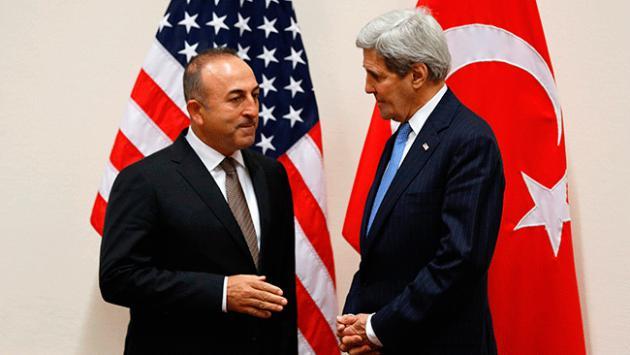 وزير الخارجية التركي ونظيره الأمريكي