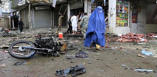 مقتل 20 شخصا وإصابة 160 في انفجارين بأفغانستان