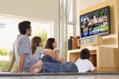 دراسة.. مشاهدة التلفاز ساعات طويلة قد تكون قاتلة