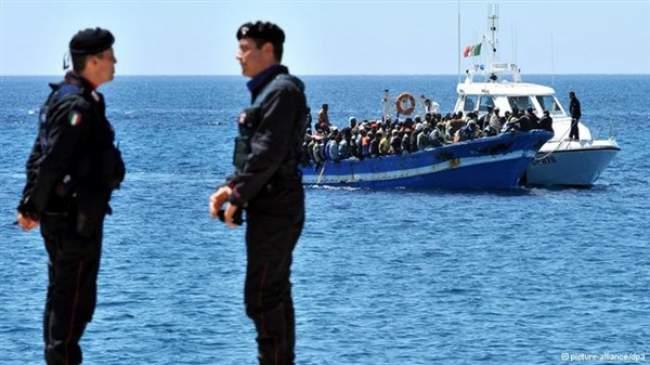 البحرية الايطالية تنقذ مهاجرين