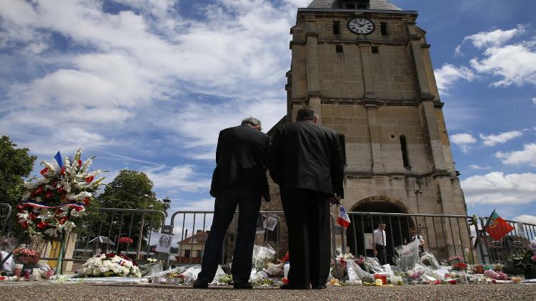 مسلمو فرنسا يرفضون دفن منفذ هجوم الكنيسة