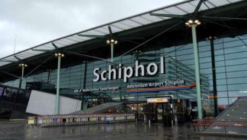 مطار سخيبهول بالعاصمة أمستردام