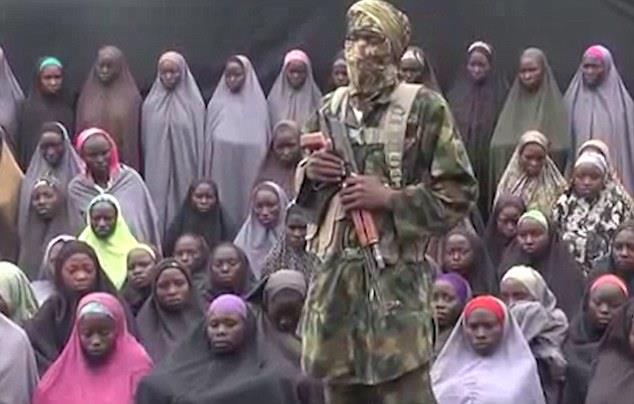 بوكو حرام تبثّ شريط فيديو لفتيات شيبوك المختطفات