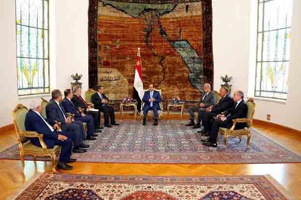 لقاءه رئيس الوزراء اليمني. السيسي