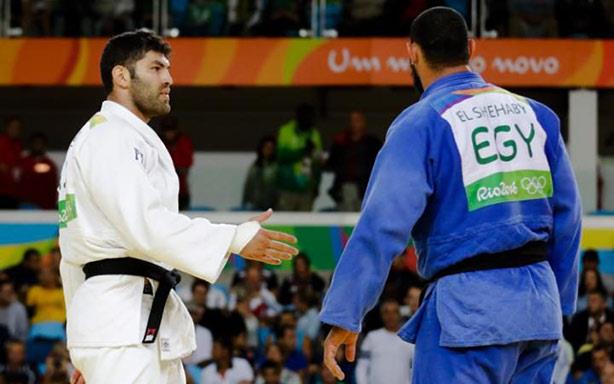 اللجنة الأولمبية المصرية أدانت تصرف إسلام الشهابي،