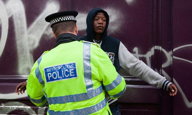 اضطهاد الأقليات سيعرض بريطانيا للخطر الحقيقي -صورة