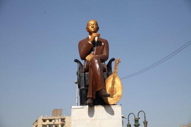 تمثال الموسيقار محمد عبد الوهاب