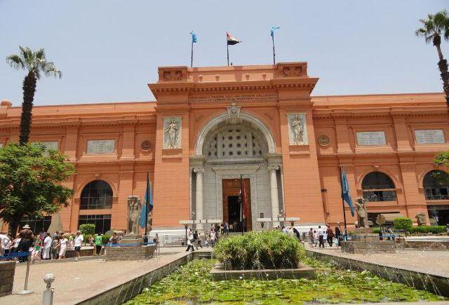 المتحف المصري يفوز بمنحة صندوق سفراء الولايات المت