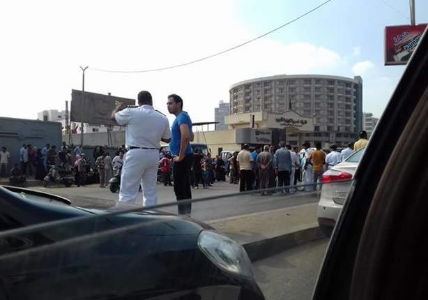 قوات الأمن تعيد فتح الطريق أمام معهد ناصر