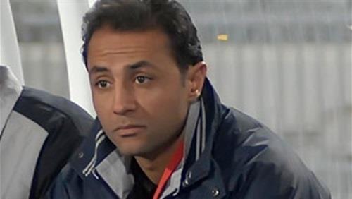 أحمد أيوب المدرب العام للفريق الأول لكرة القدم بال