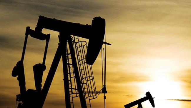 ارتفاع سعر النفط إلى أكثر من 43 دولارا للبرميل