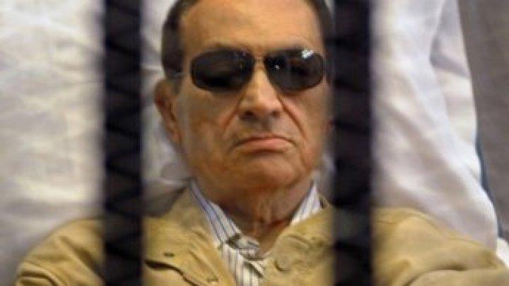 دفاع مبارك ورموزه بقضية هدايا الأهرام