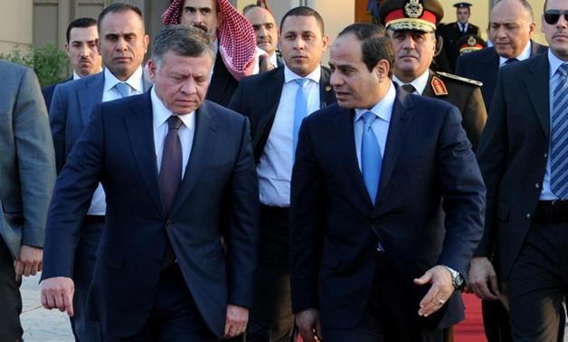 الرئيس السيسي يستقبل بمطار القاهرة ملك الأردن