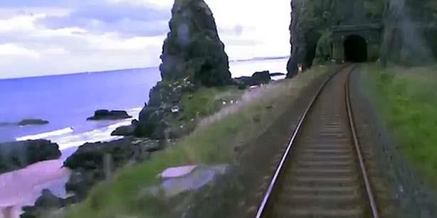 نفق سكة حديد بأيرلندا