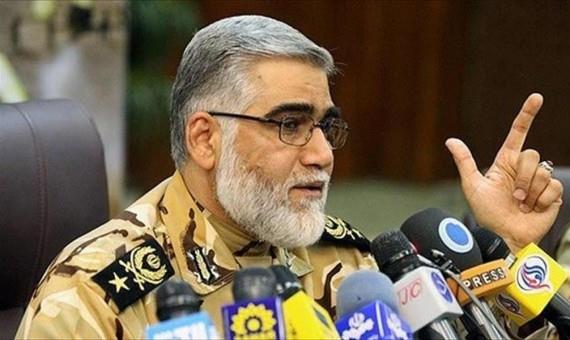قائد القوة البرية للجيش الإيراني العميد أحمد رضا ب