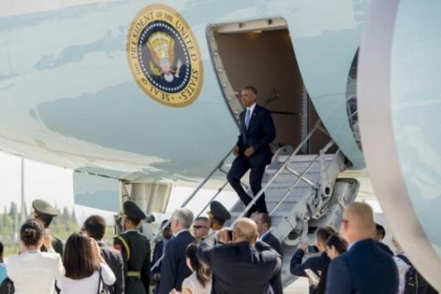 الرئيس الأمريكي باراك أوباما عند وصوله لحضور قمة ا