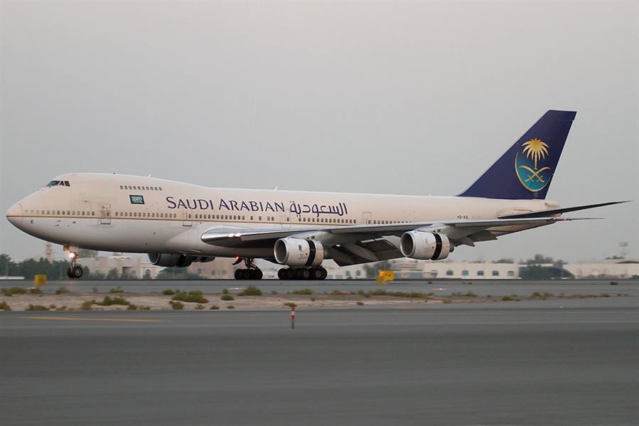 هبوط اضطراري لطائرة سعودية