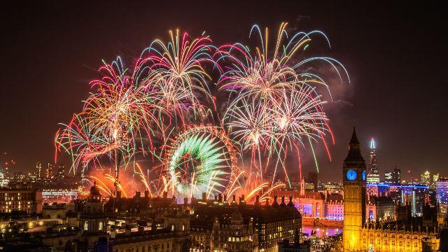 london-new-years-eve-fireworks_london-new-years-ev